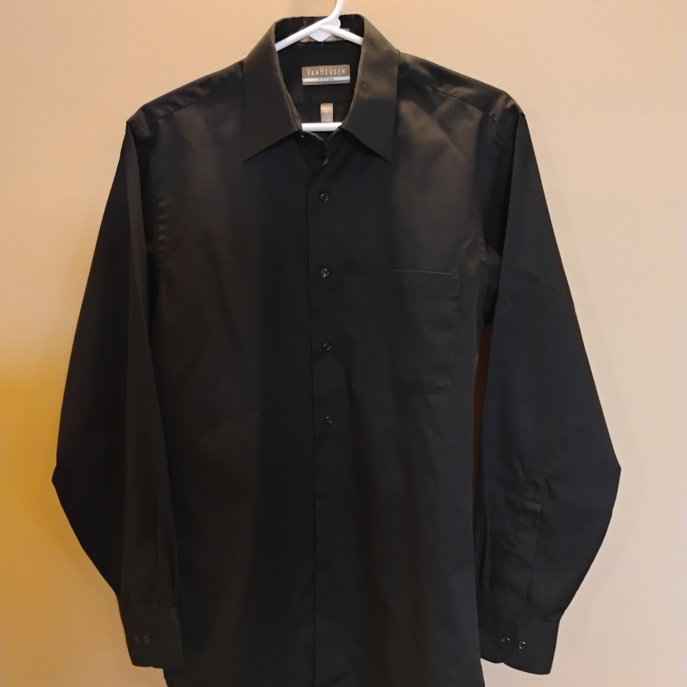 Van Heusen Men's Black Long-Sleeve Dress Shirt with Point Collar